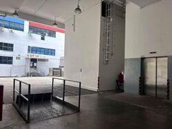 Hh @ Kallang (D13), Factory #561652351